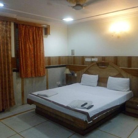 Ajay Guest House Nova Deli Exterior foto